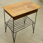 909 8648 BEDSIDE TABLE